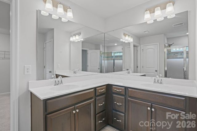 136 Haddonsfield Drive, Mooresville, NC 28115
