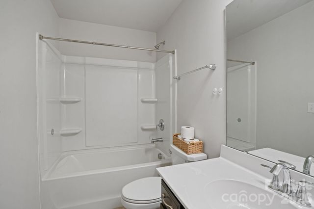 136 Haddonsfield Drive, Mooresville, NC 28115