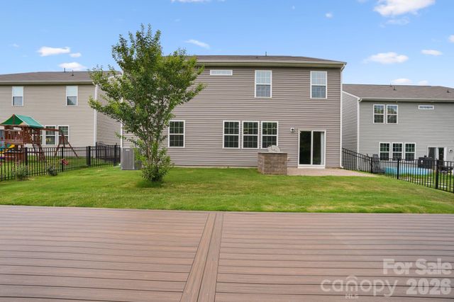 136 Haddonsfield Drive, Mooresville, NC 28115