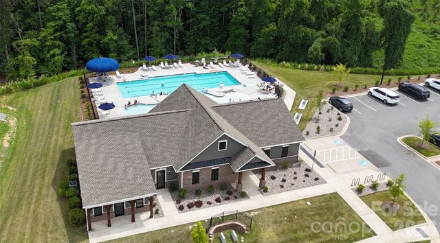 136 Haddonsfield Drive, Mooresville, NC 28115