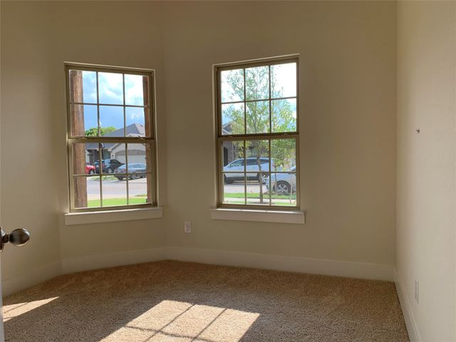 1008 Larch Lane, Denton, TX 76209