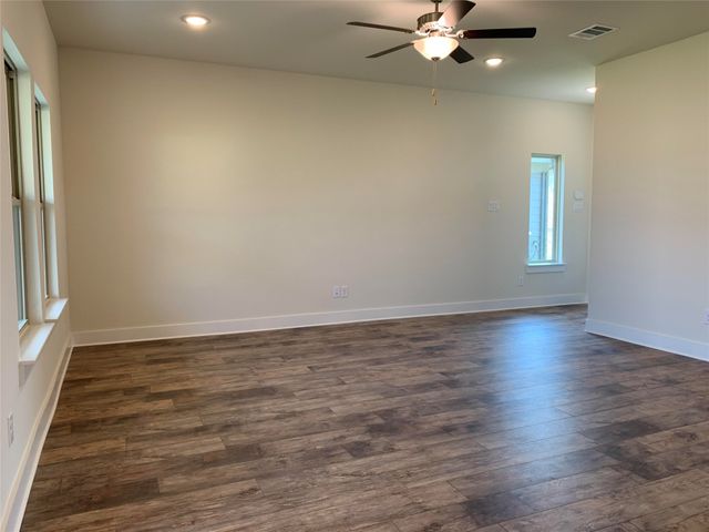 1008 Larch Lane, Denton, TX 76209