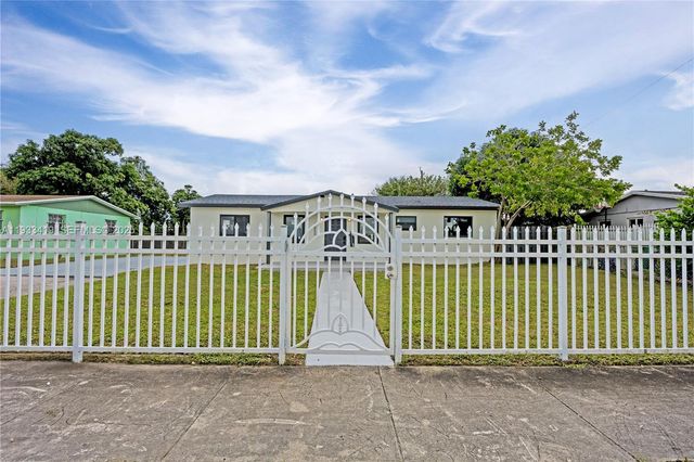 3850 NW 188th St, Miami Gardens, FL 33055