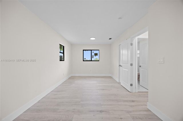 3850 NW 188th St, Miami Gardens, FL 33055