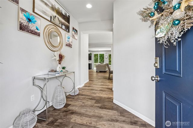 709 SE 101st Avenue SE, Lake Stevens, WA 98258