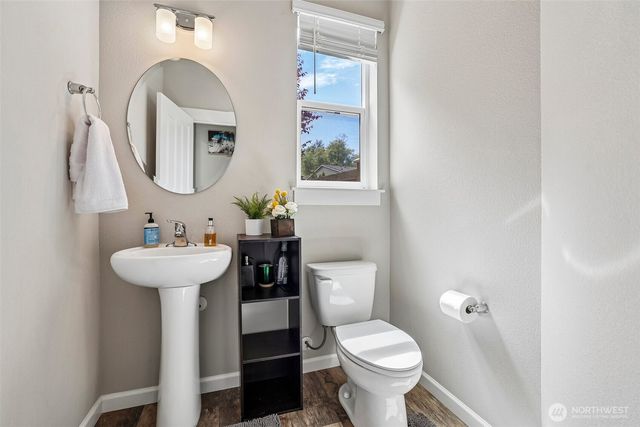 709 SE 101st Avenue SE, Lake Stevens, WA 98258