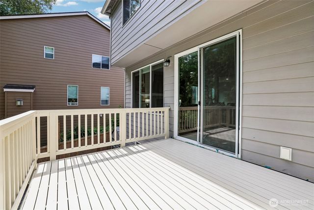 709 SE 101st Avenue SE, Lake Stevens, WA 98258