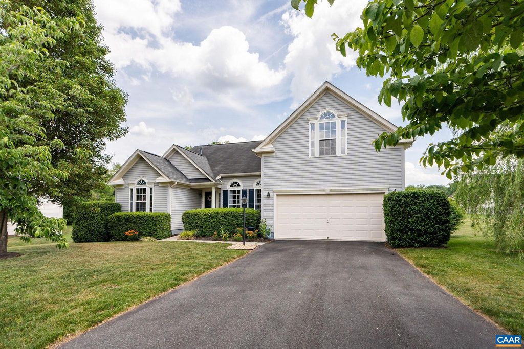 10182 SPRING DR, Gordonsville, VA 22942