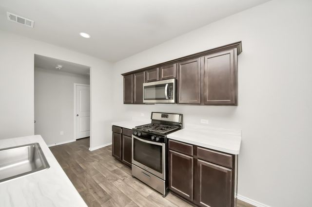 16916 Rich Pines Drive, Conroe, TX 77302