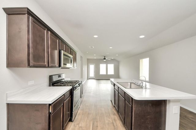 16916 Rich Pines Drive, Conroe, TX 77302