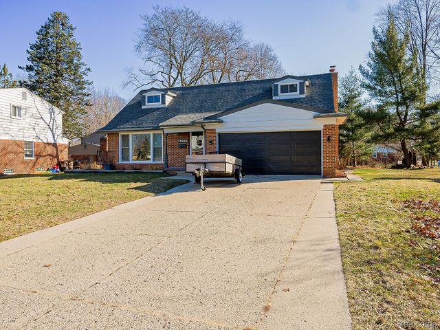 15958 Shadyside Drive, Livonia, MI 48154