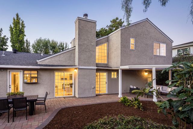 3248 Clifton Court, Palo Alto, CA 94303