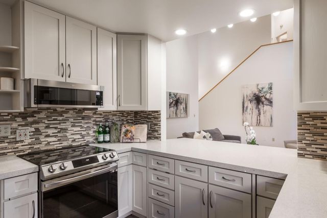 3248 Clifton Court, Palo Alto, CA 94303