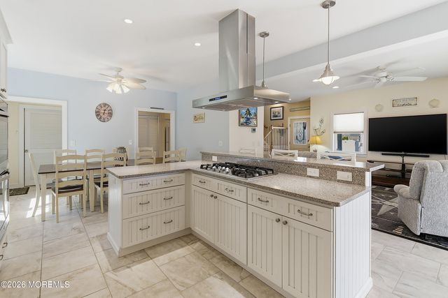 3 Holiday Road, Ortley Beach, NJ 08751