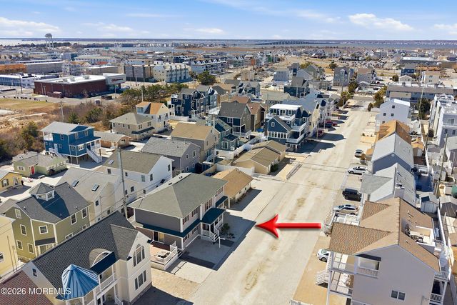 3 Holiday Road, Ortley Beach, NJ 08751