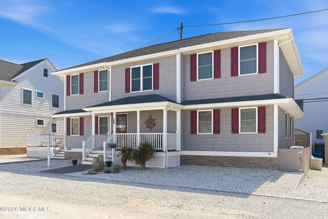 3 Holiday Road, Ortley Beach, NJ 08751