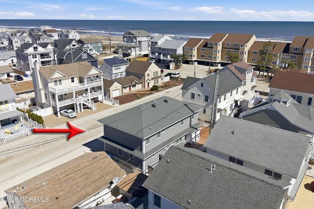 3 Holiday Road, Ortley Beach, NJ 08751