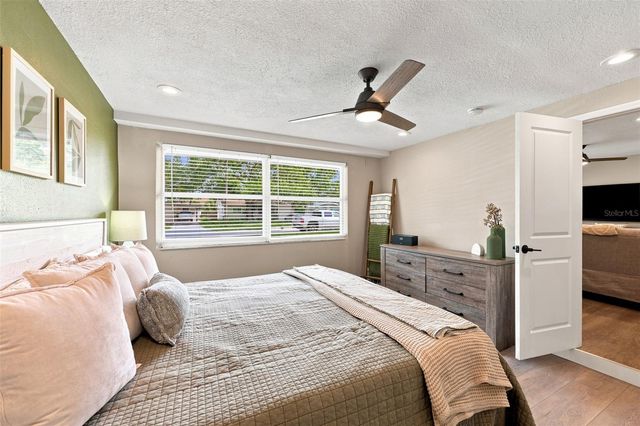 716 75TH AVENUE N, St Petersburg, FL 33702