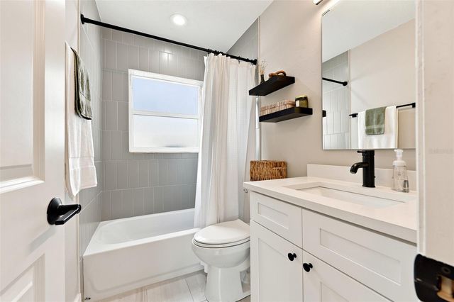 716 75TH AVENUE N, St Petersburg, FL 33702