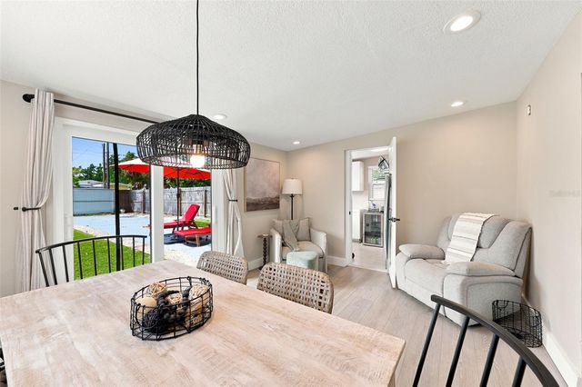 716 75TH AVENUE N, St Petersburg, FL 33702