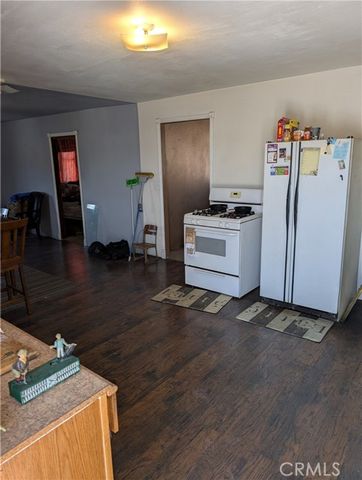 1071 Center Street, Riverside, CA 92507