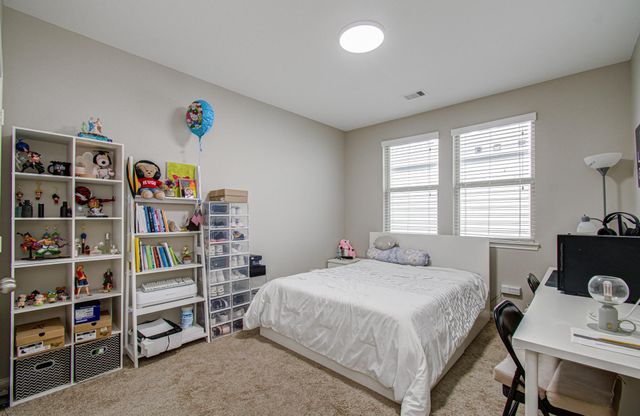 12727 Silver Winter Trail, Houston, TX 77014