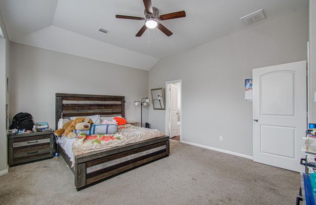 12727 Silver Winter Trail, Houston, TX 77014