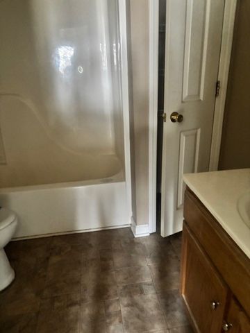 1054 Sassafras Ln, Goodlettsville, TN 37072