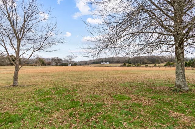 14620 Cainsville Rd, Lebanon, TN 37090