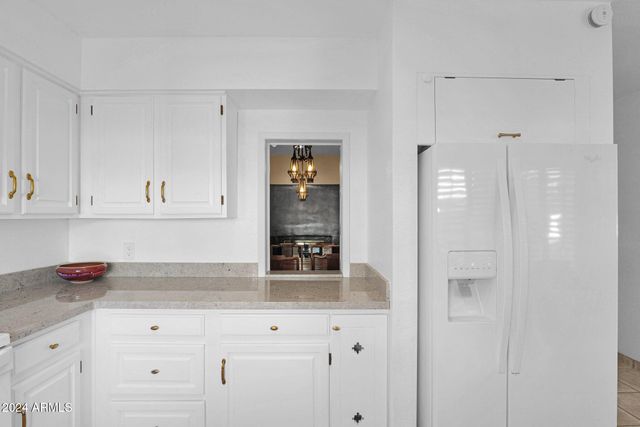 10460 E FANFOL Lane, Scottsdale, AZ 85258