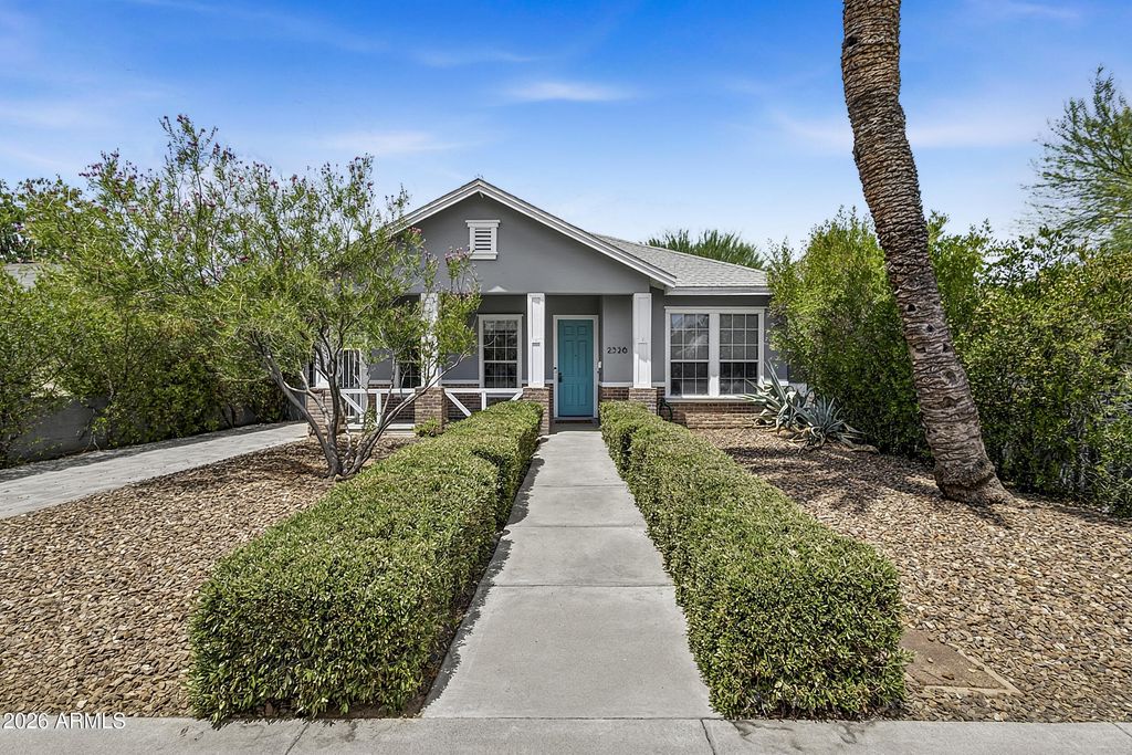 2326 N DAYTON Street, Phoenix, AZ 85006 — exterior