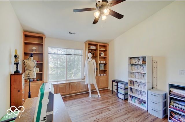 230 Legends Creek Way 207, Indianapolis, IN 46229
