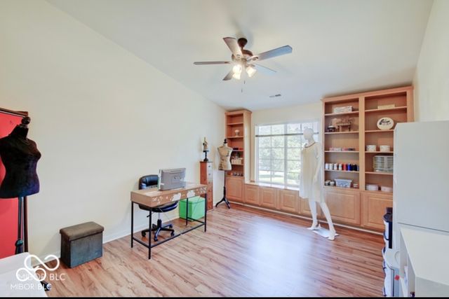 230 Legends Creek Way 207, Indianapolis, IN 46229