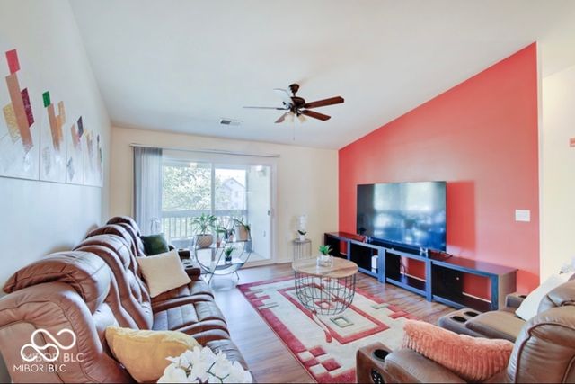 230 Legends Creek Way 207, Indianapolis, IN 46229