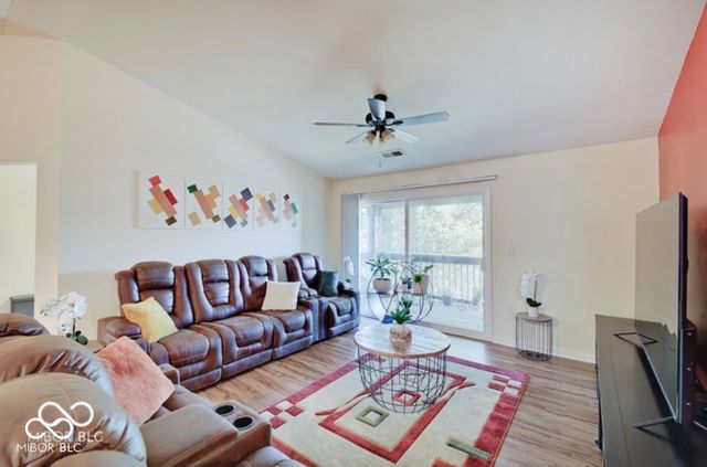 230 Legends Creek Way 207, Indianapolis, IN 46229