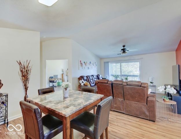 230 Legends Creek Way 207, Indianapolis, IN 46229