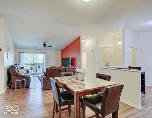 230 Legends Creek Way 207, Indianapolis, IN 46229