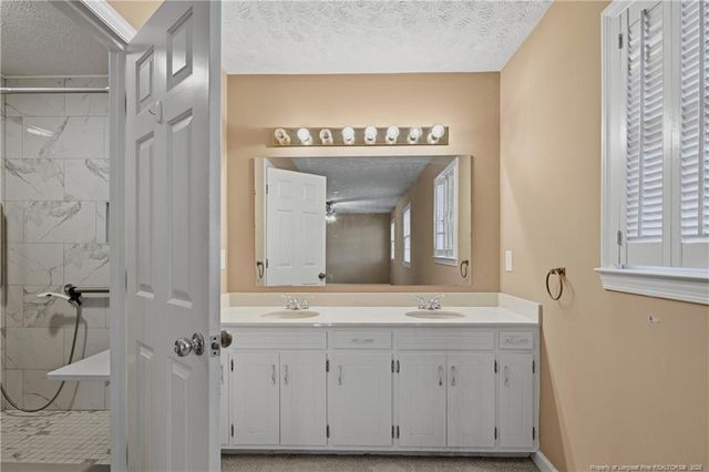 728 Shopton Court, Fayetteville, NC 28303