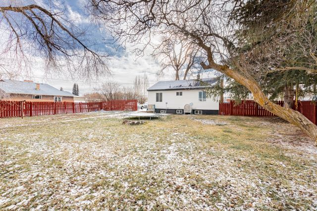 745 W MAIN ST, Saint Anthony, ID 83445