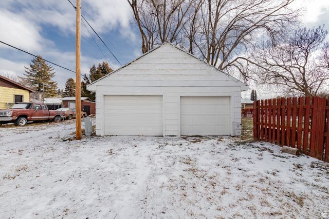 745 W MAIN ST, Saint Anthony, ID 83445