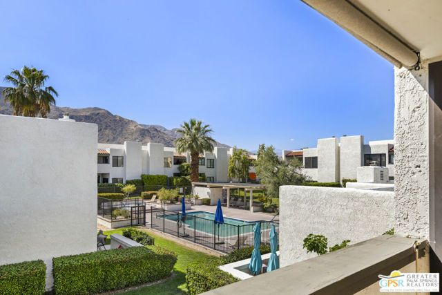 415 Rio Vista Drive, Palm Springs, CA 92262