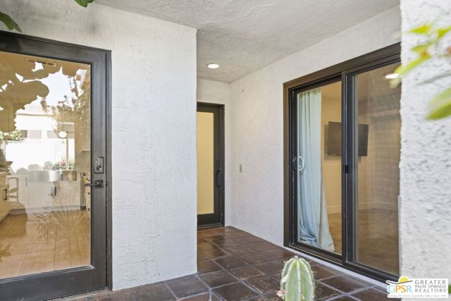 415 Rio Vista Drive, Palm Springs, CA 92262