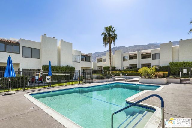 415 Rio Vista Drive, Palm Springs, CA 92262