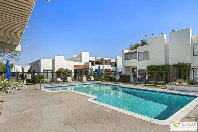 415 Rio Vista Drive, Palm Springs, CA 92262