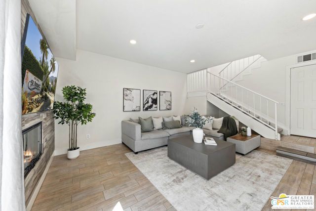 415 Rio Vista Drive, Palm Springs, CA 92262