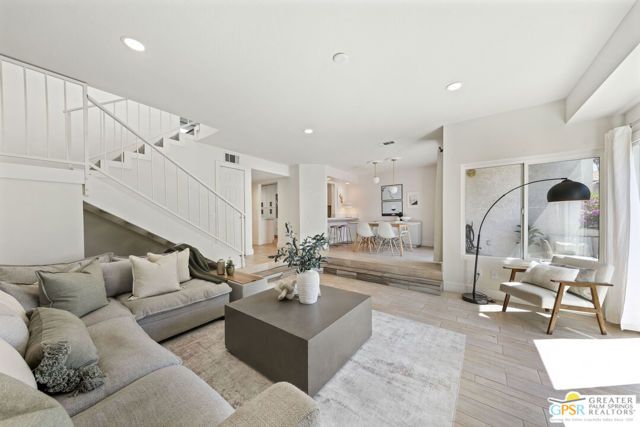 415 Rio Vista Drive, Palm Springs, CA 92262