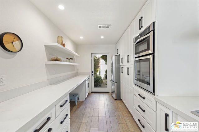 415 Rio Vista Drive, Palm Springs, CA 92262