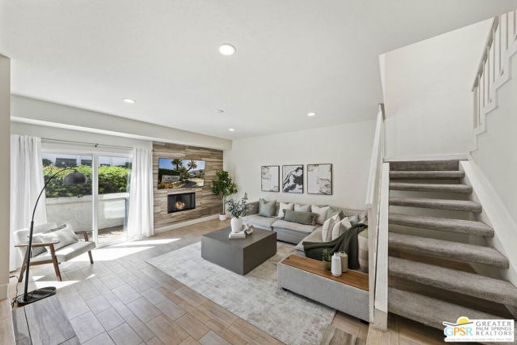 415 Rio Vista Drive, Palm Springs, CA 92262