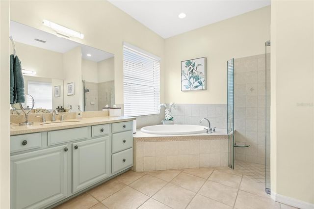 3631 SUMMERWIND CIRCLE, Bradenton, FL 34209