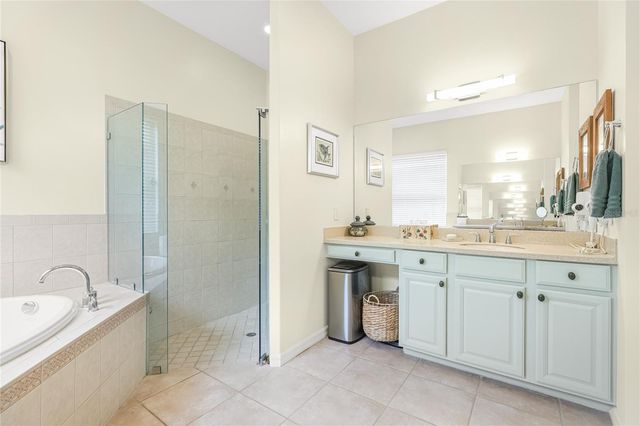 3631 SUMMERWIND CIRCLE, Bradenton, FL 34209